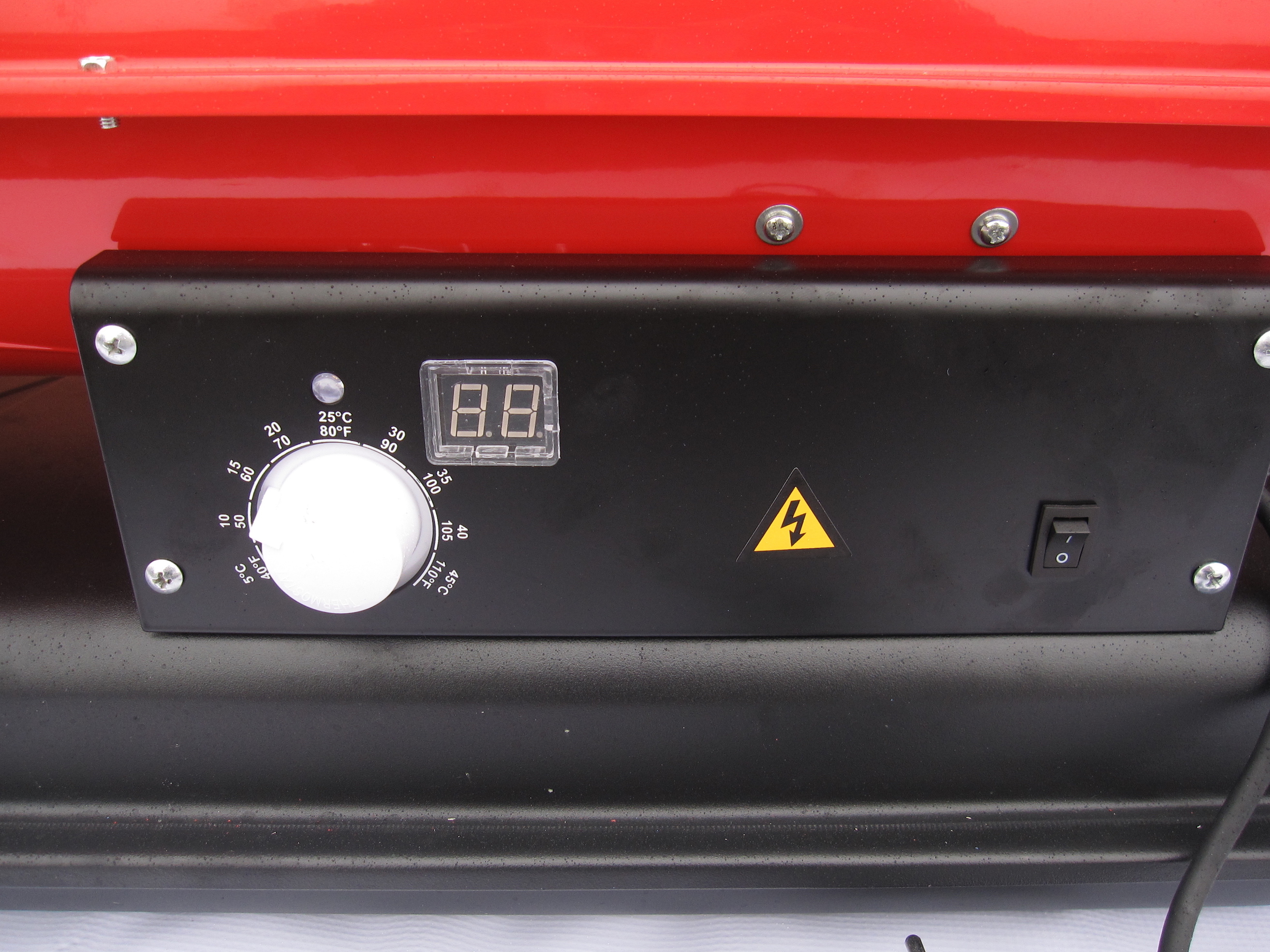 Naftové topidlo 20 kW s termostatem